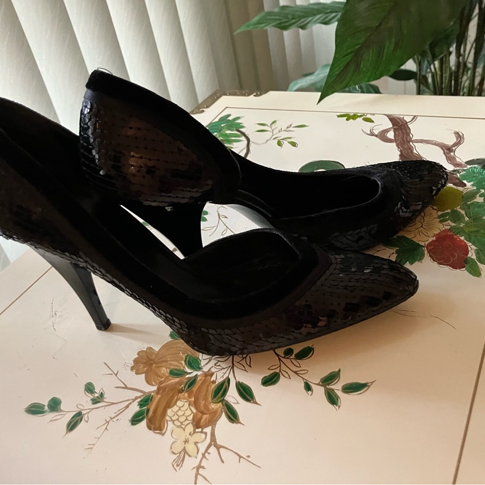 Gucci sequined Black heels